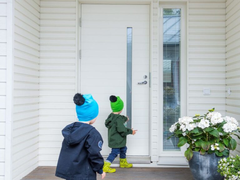 Oven vaihto Nurmijärvi